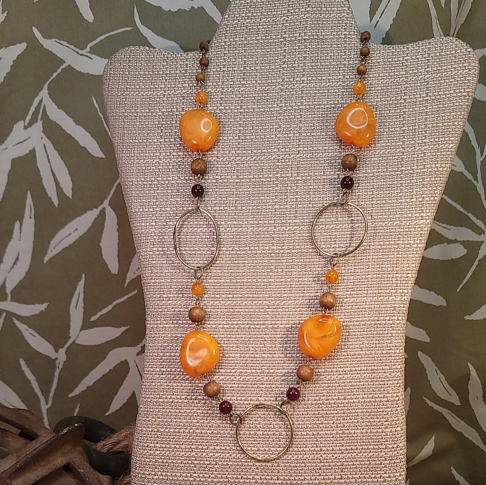 Orange multicolored necklace